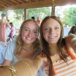 Meet your Posher, Reese